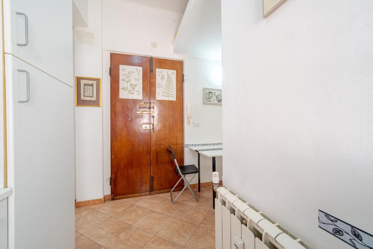 Borgoratti Comfortable Apartment Genoa Exterior photo